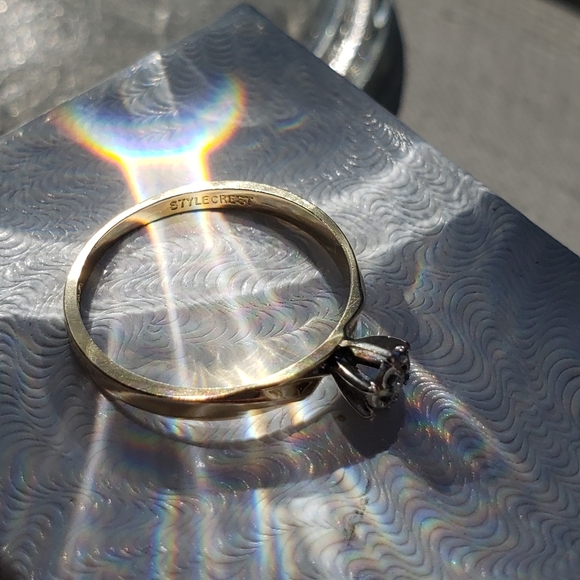 Vintage Stylecraft 10kt gold and diamond ring size 6 - Picture 13 of 16